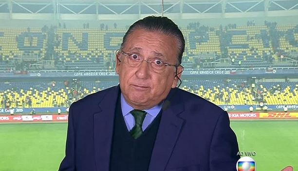 Galvão Bueno reclamou do calor e cobrou o Botafogo (Divulgação)