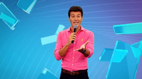 Rodrigo Faro com o Hora do Faro conquista boa audiência para a Record TV