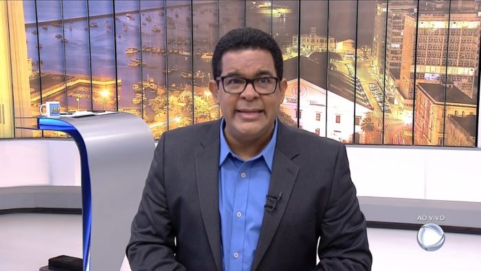 Adelson Carvalho é apresentador do Cidade Alerta Bahia