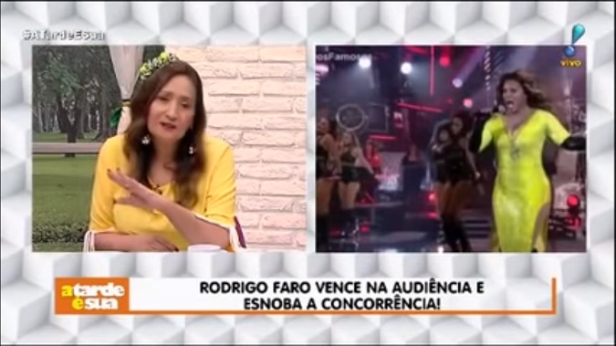 Sônia Abrão em seu programa na RedeTV! [Reprodução/RedeTV!]