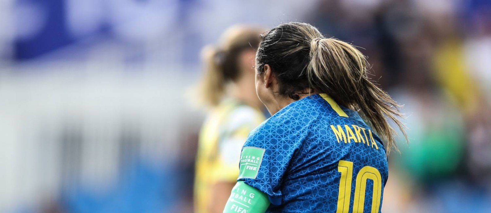 Marta comemorando o Gol
