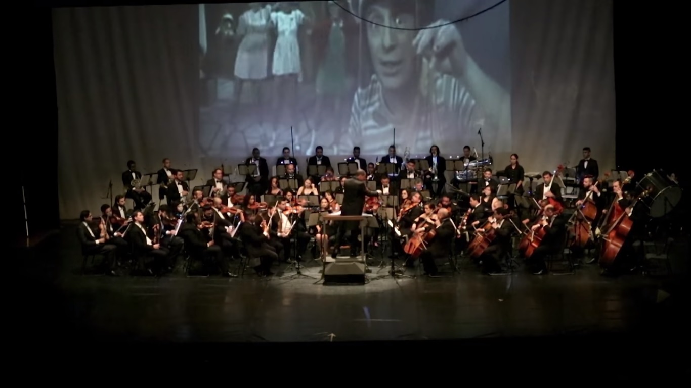 Orquestra Filarmônica de São Bernardo do Campo tocou músicas do seriado Chaves