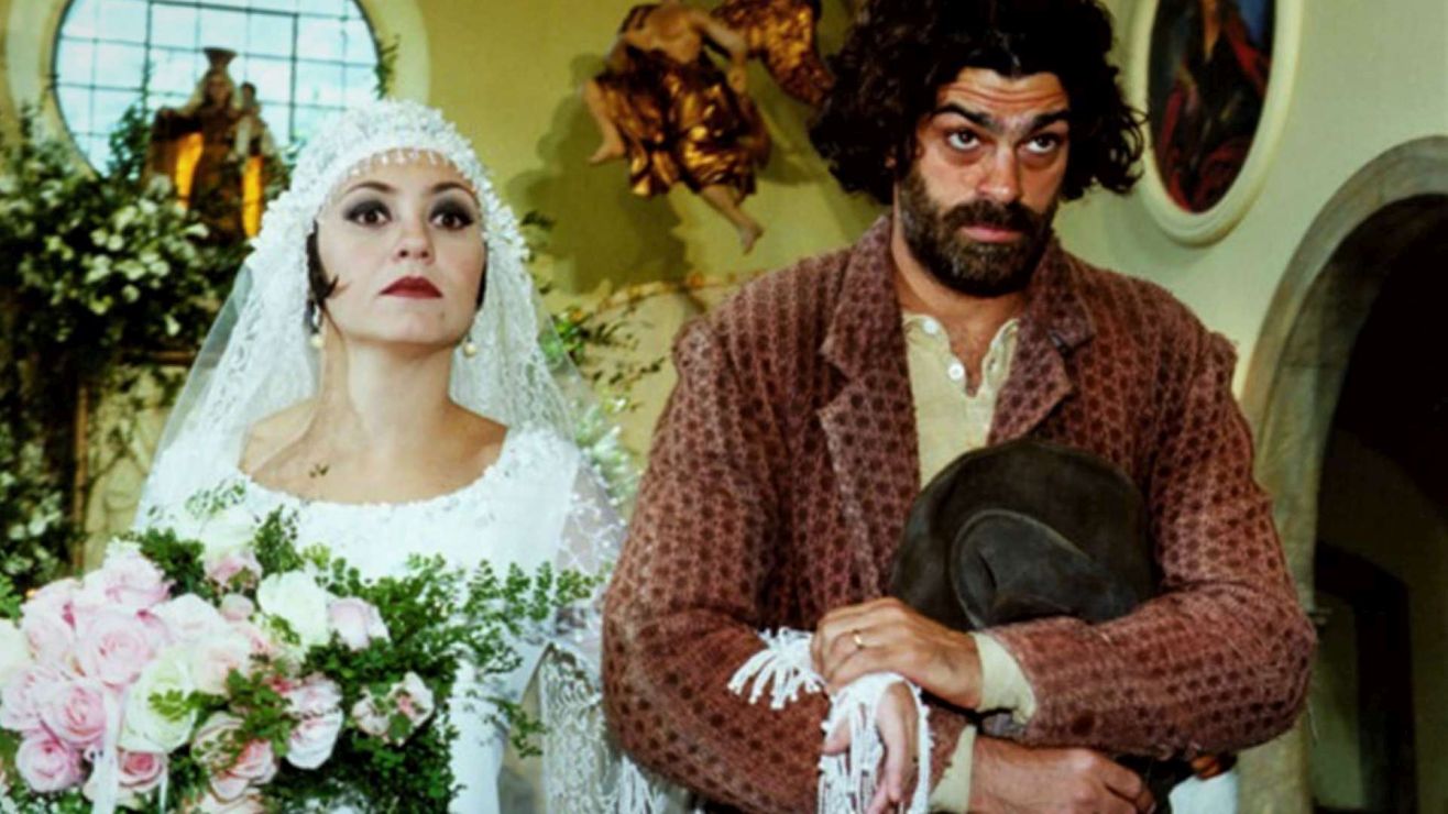 Adriana Esteves e Eduardo Moscóvis brilharam como protagonistas de O Cravo e a Rosa (Divulgação / Viva)