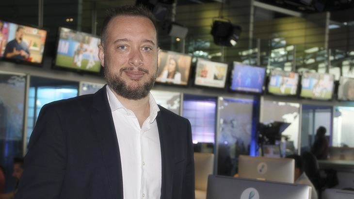 Franz Vacek renovou a linguagem do jornalismo da RedeTV! (Divulgação: RedeTV!)
