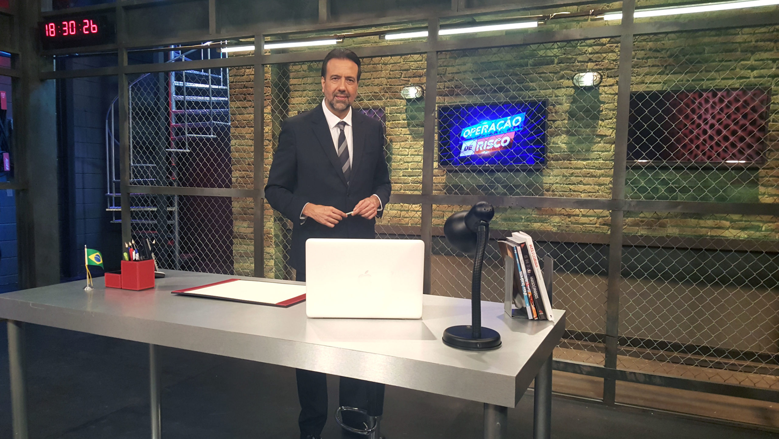 Jorge Lordello apresenta o Operação de Risco (Divulgação: RedeTV!)