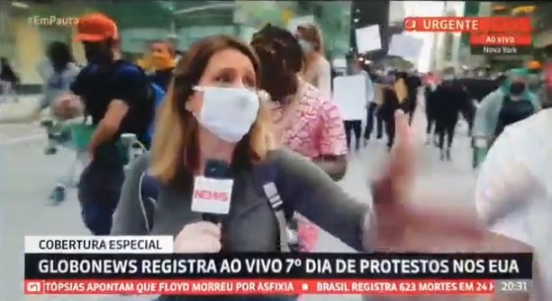 Repórter Carolina Cimenti, da GloboNews