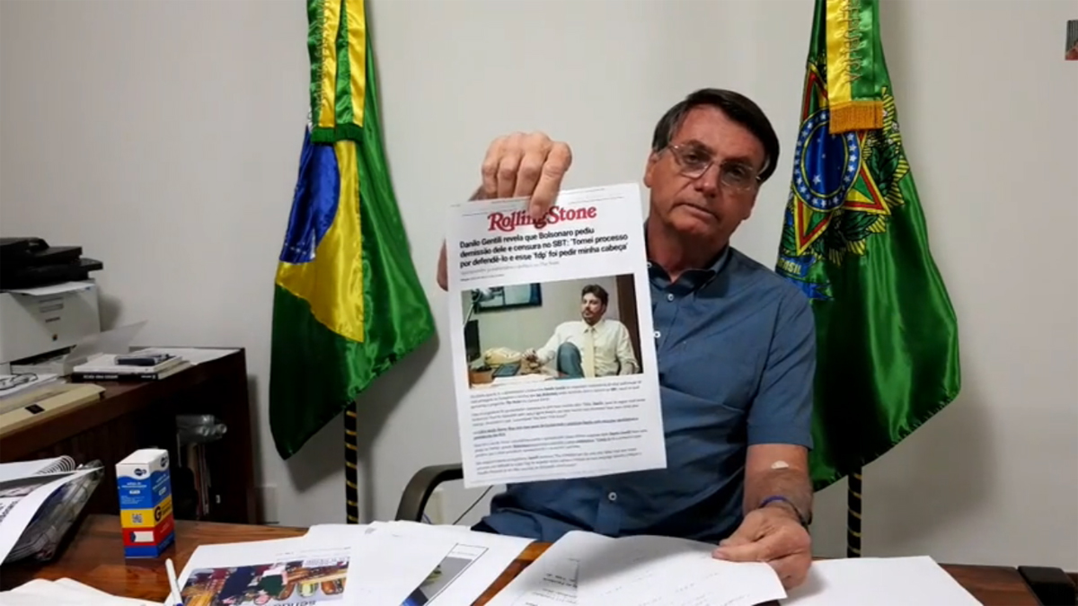 Jair Bolsonaro em live no Facebook