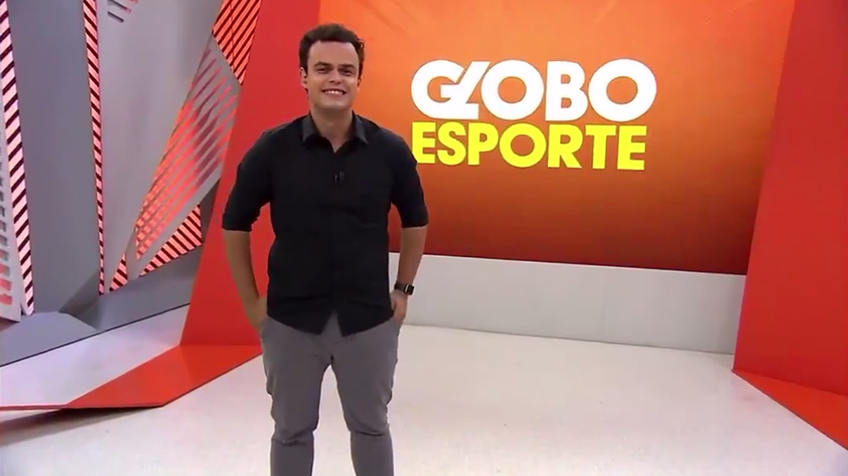 O repórter Pedro Rocha estreia como apresentador do Globo Esporte