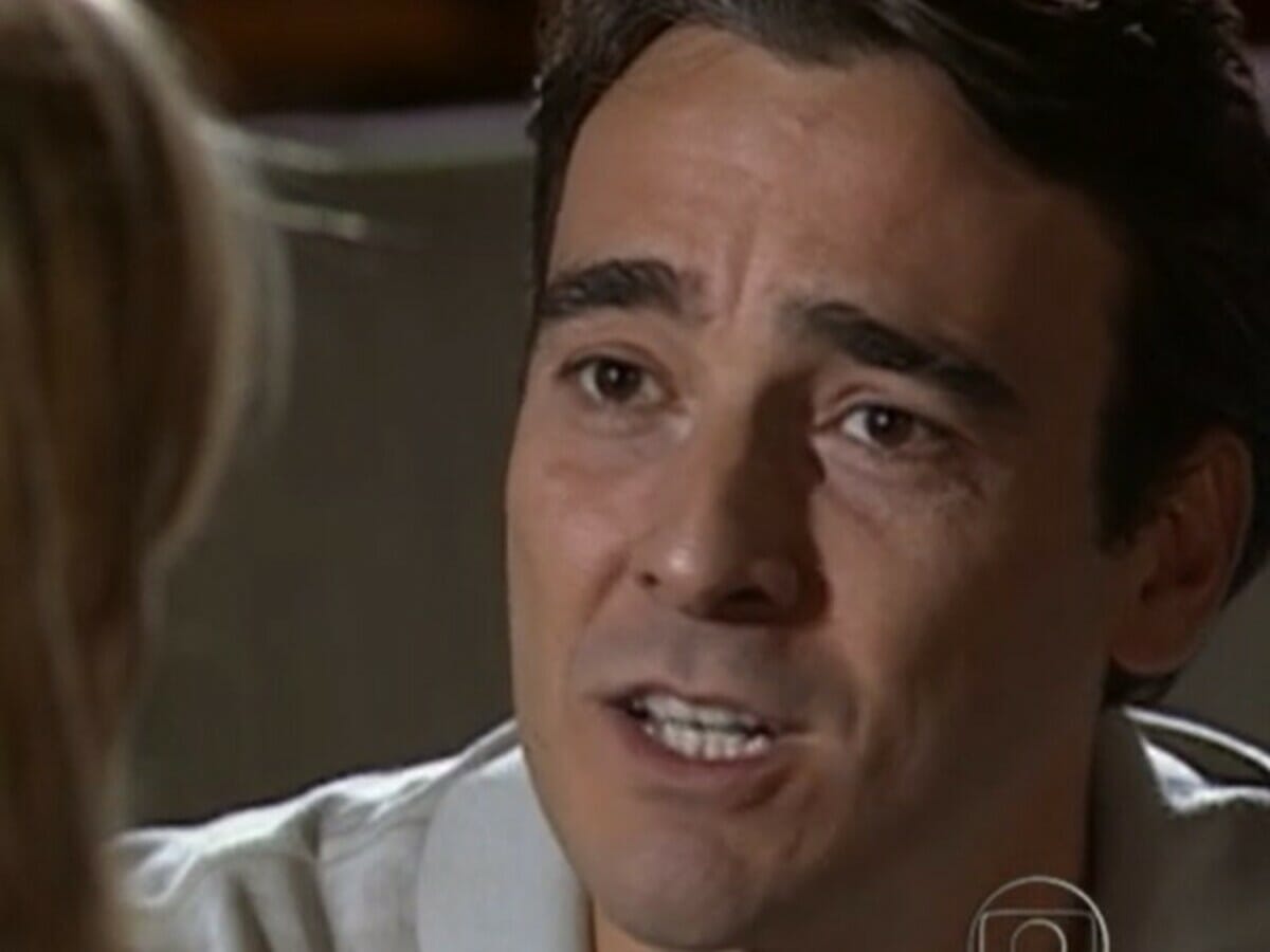 Rodrigo (Alexandre Borges), em O Beijo do Vampiro