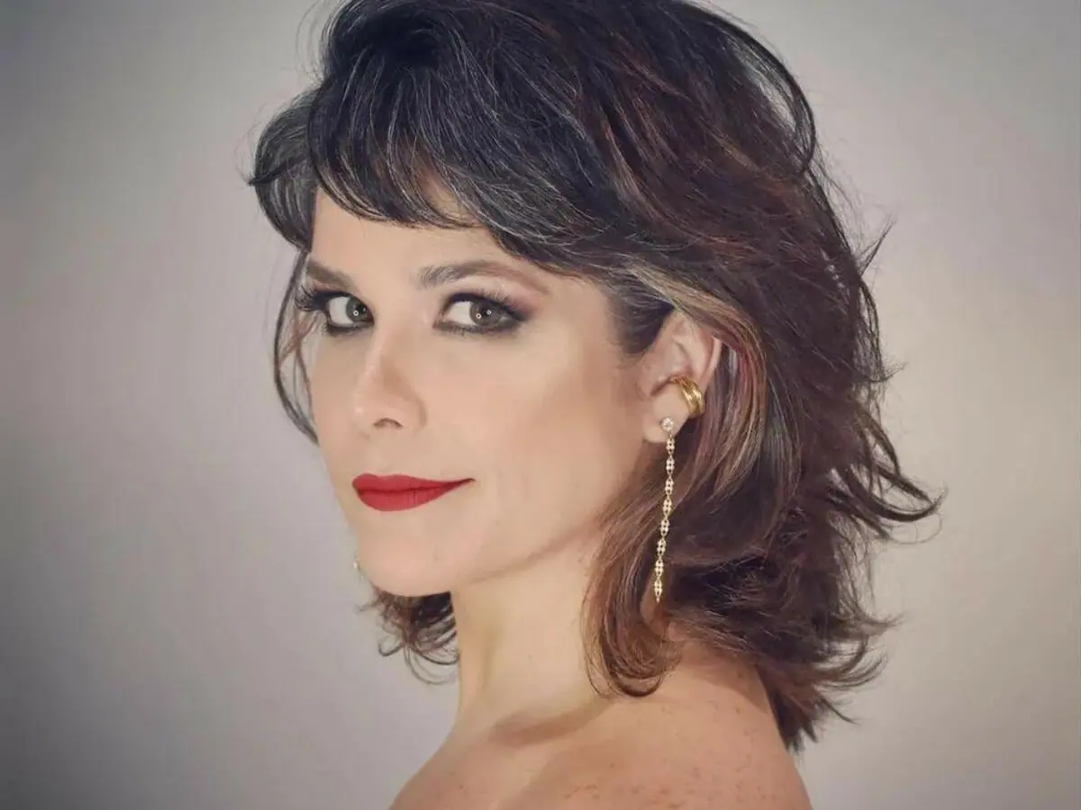 A atriz Samara Felippo
